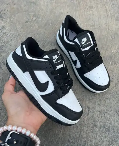 Nike Dunk low