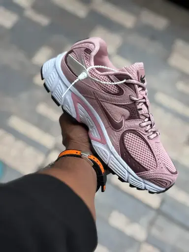 Nike Rosado