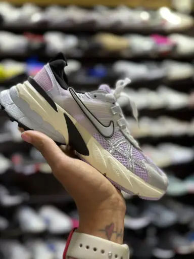 Nike V2K Morado