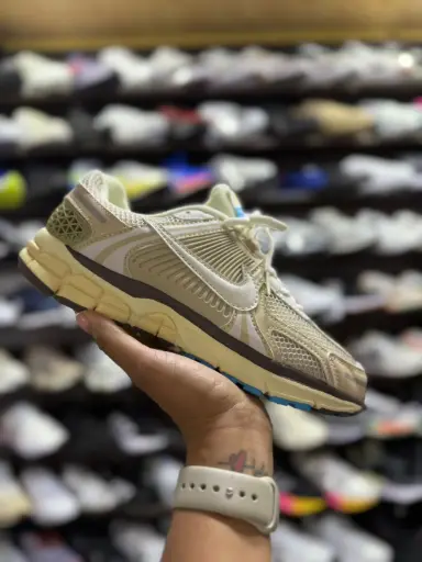 Nike V2K Café
